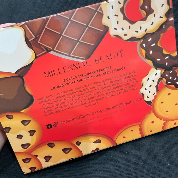 Millennial Beaute Cookies Eyeshadow Palette - Picture 3 of 7